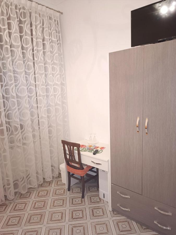 Bed and Breakfast Il Borgo Аджерола Екстер'єр фото