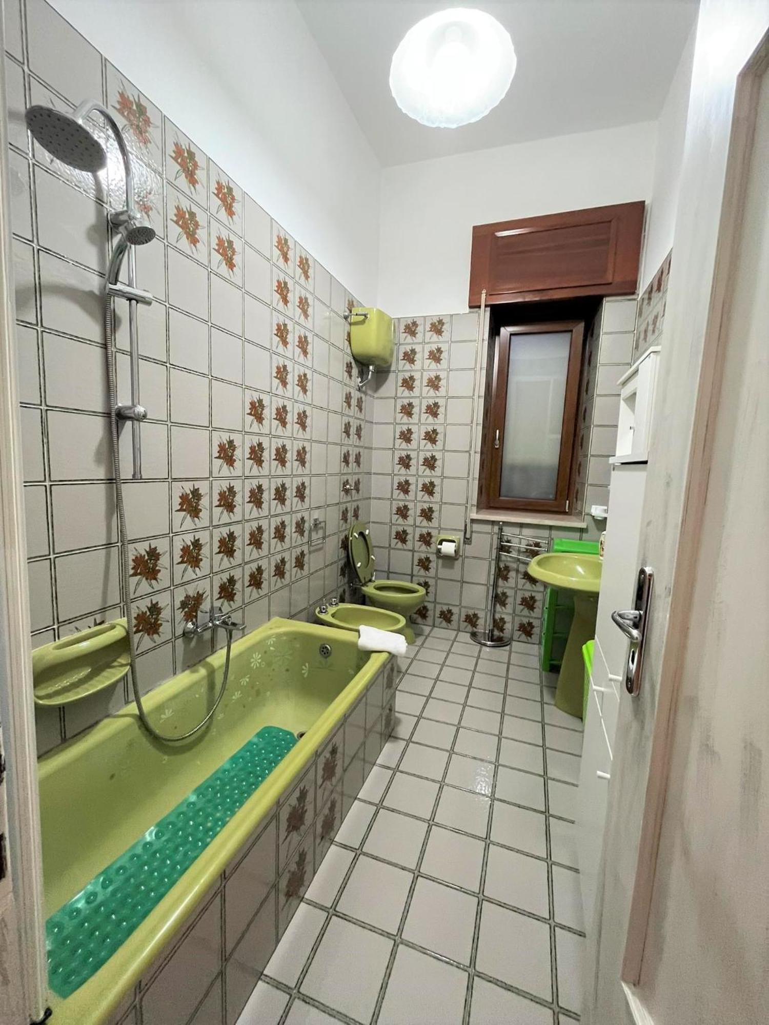 Bed and Breakfast Il Borgo Аджерола Екстер'єр фото