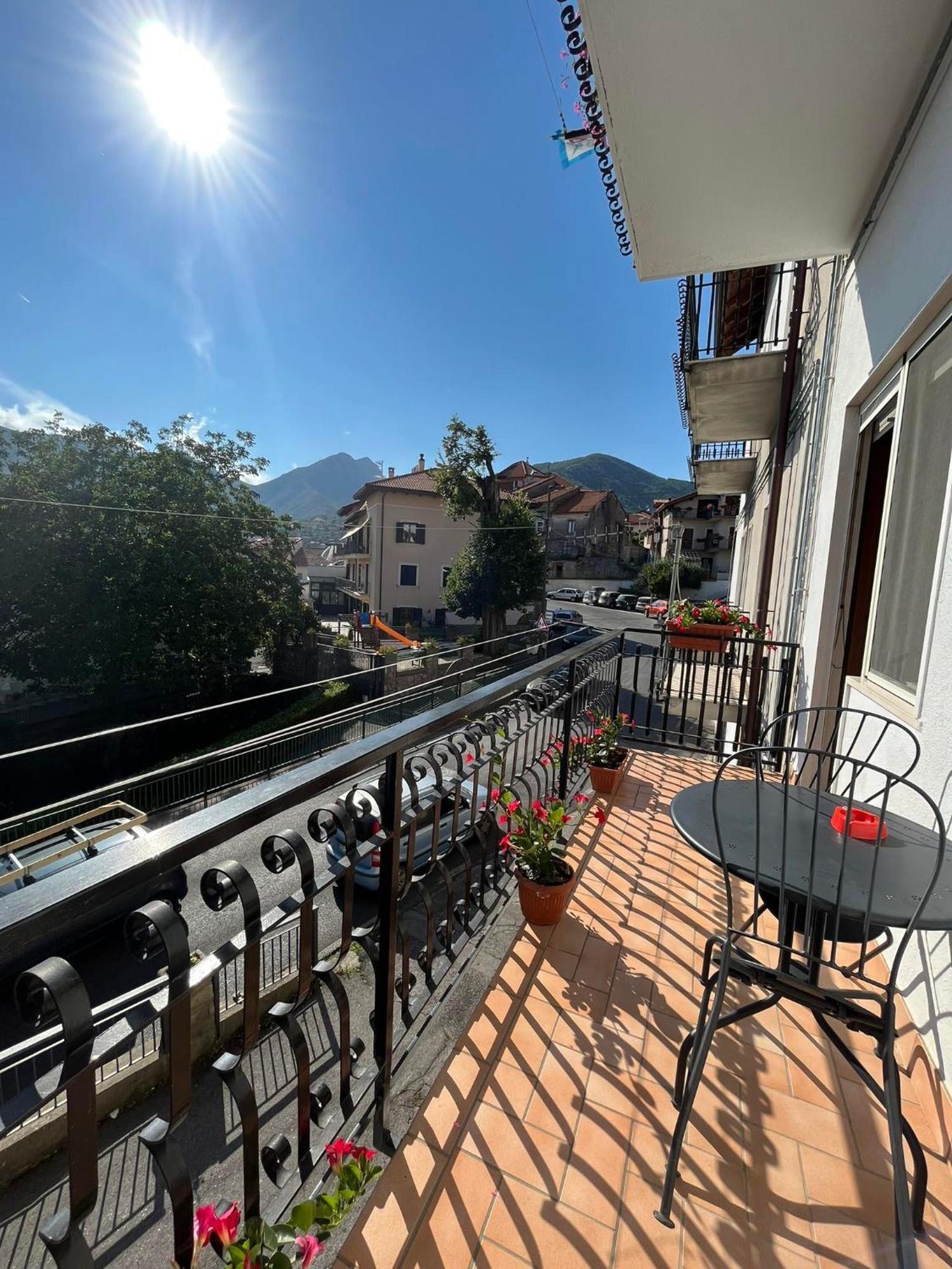 Bed and Breakfast Il Borgo Аджерола Екстер'єр фото