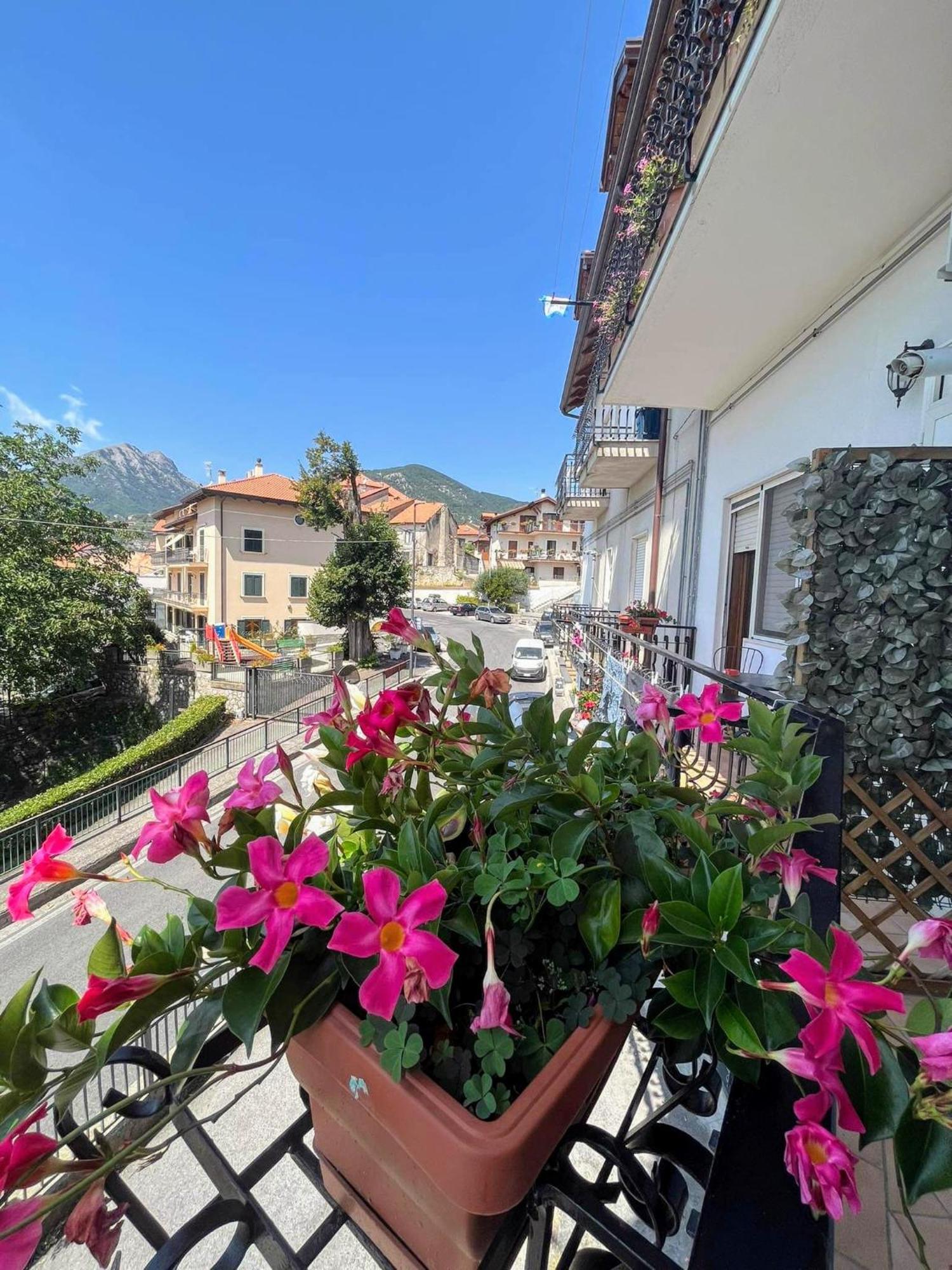 Bed and Breakfast Il Borgo Аджерола Екстер'єр фото
