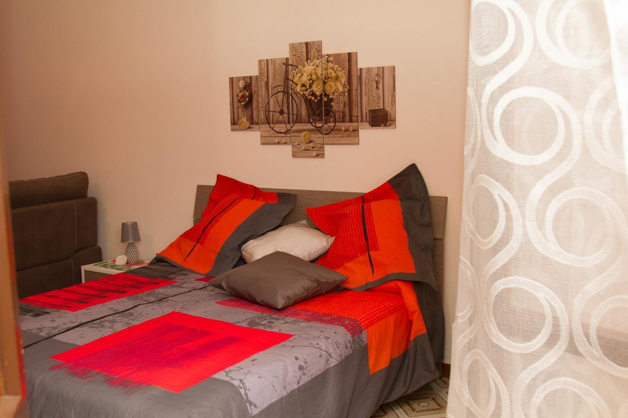 Bed and Breakfast Il Borgo Аджерола Екстер'єр фото